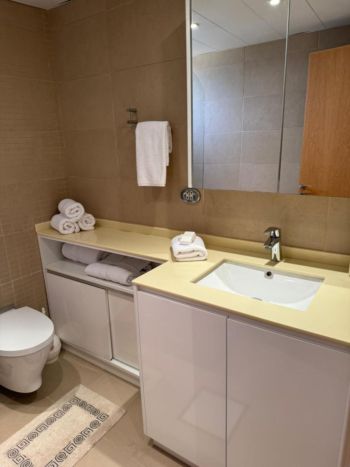 11 Suites - Golden Sunrise Suite ラルナカ 部屋 写真